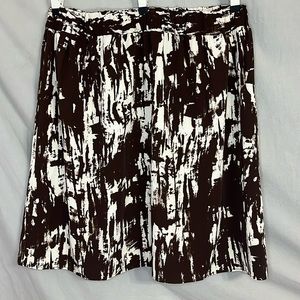 Susan Graver Brown and Off-White Abstract Print Skirt with Pockets in 1X